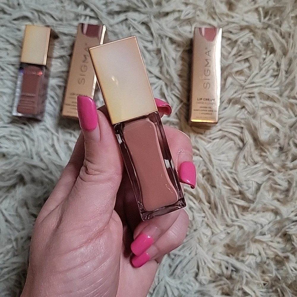 Lippy Bundle Duo Sigma Lip Cream Jojoba & Sunflower Seed Oil Begonia Dusty Rose